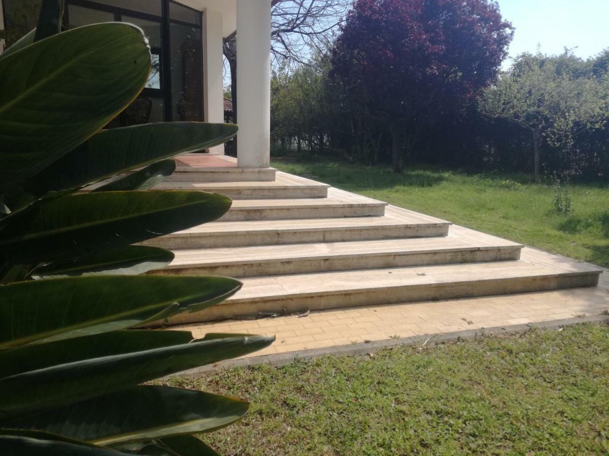 B&B Villa Napoli Battipaglia Buitenkant foto
